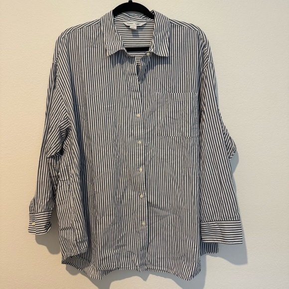 Old Navy Tops - Old Navy The Boyfriend Shirt Blue Striped Long Sleeve Button Down Shirt
